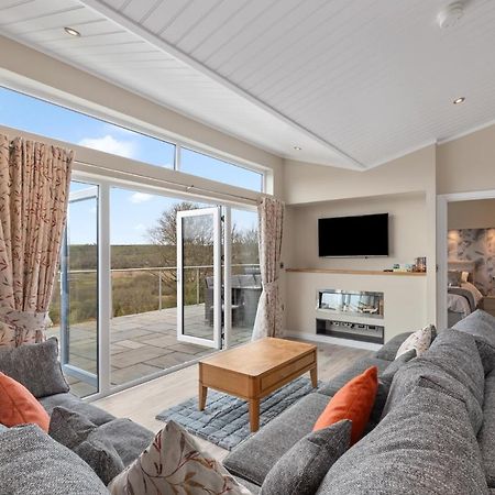Valley View Lodge - Luxury Lodge, Hot Tub, Close To Beach Penally 외부 사진